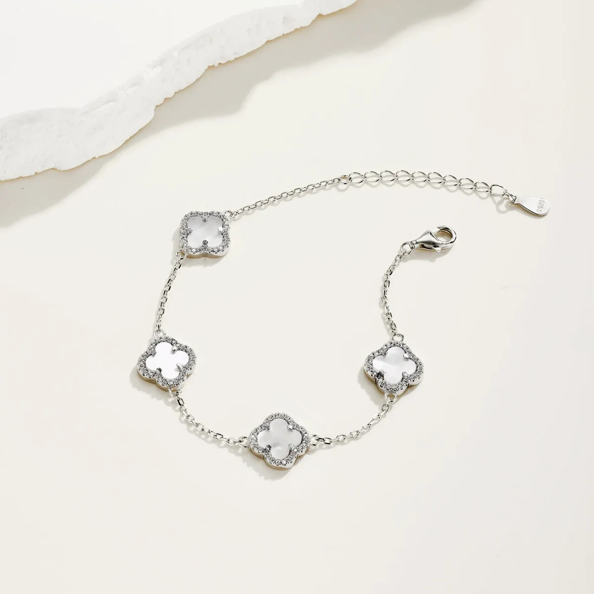 Iced Flora White Clover Bracelet
