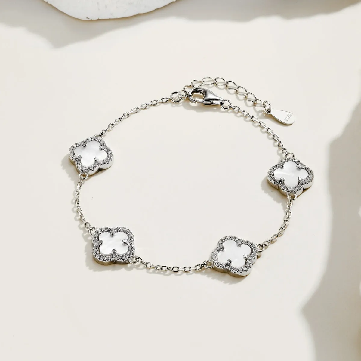 Iced Flora White Clover Bracelet