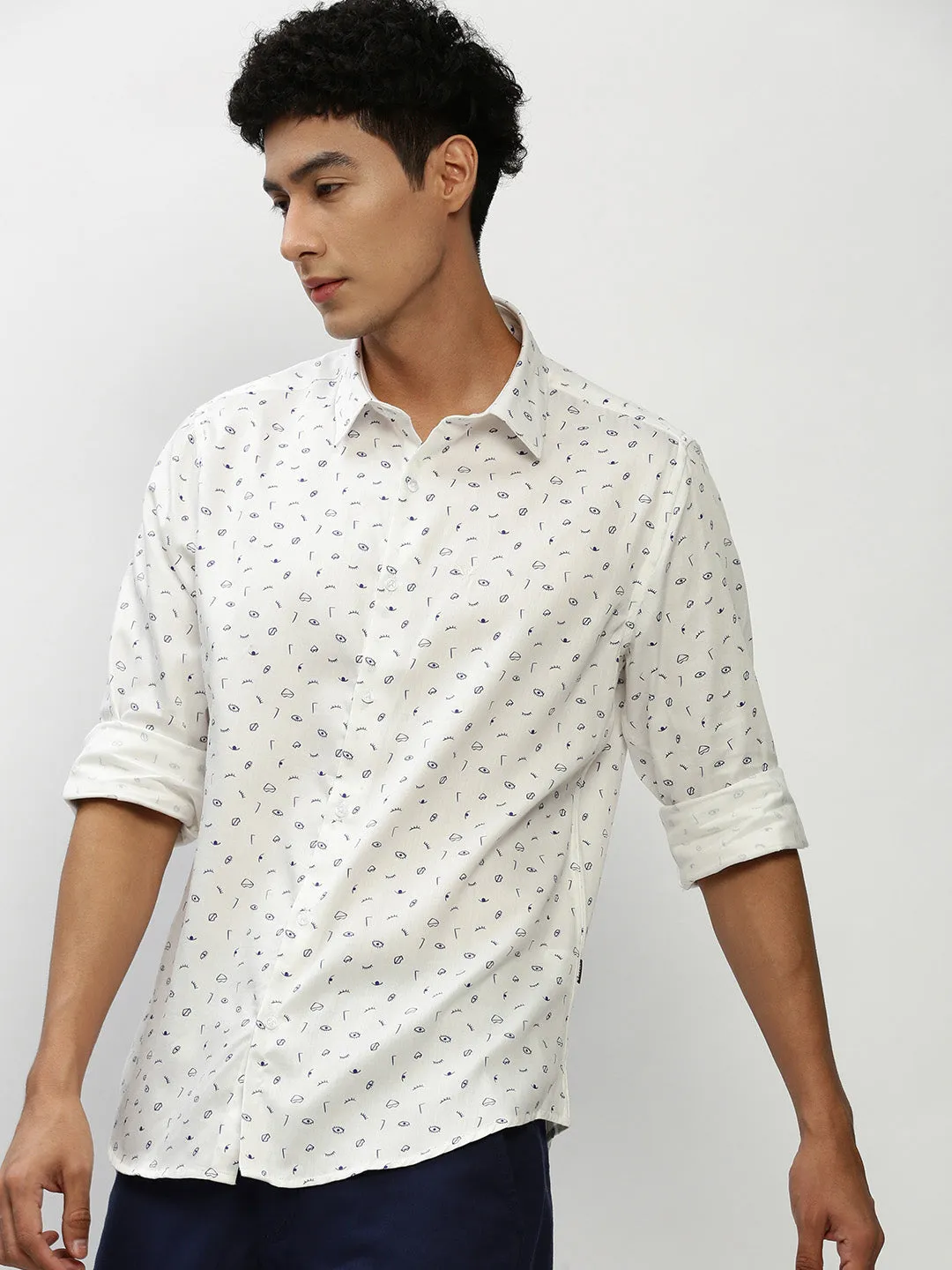 Men White Smart Slim Fit Printed Cotton Casual Shirt
