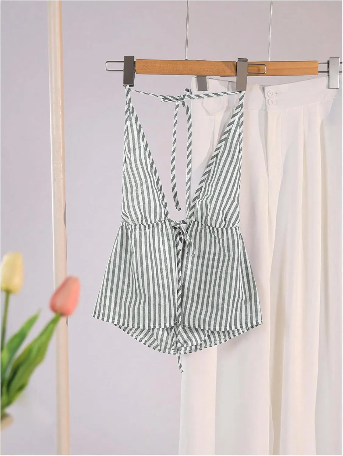 SweatyRocks Women's Sexy Striped Tie Front Halter Tops Sleeveless Drawstring Summer Cami Tops