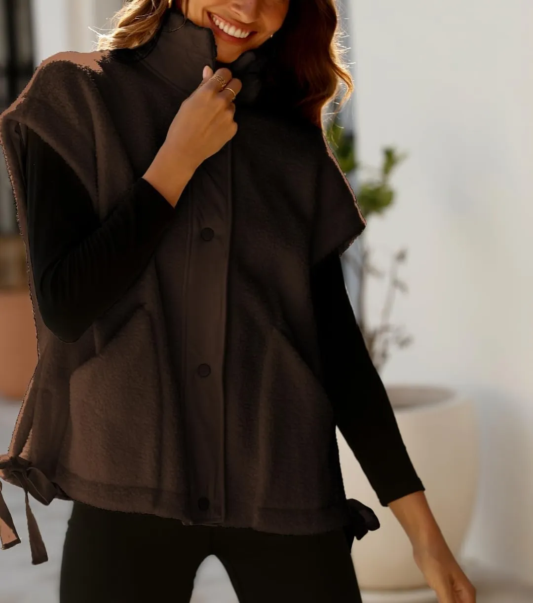 Women's Oversized Fleece Vest Casual Sleeveless Fuzzy Sherpa Jacket Winter Warm Button Down Outerwear with Pockets