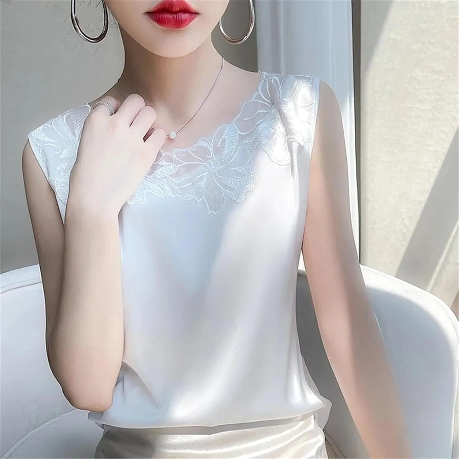 Women's Silk Satin Camisole Tank Tops for Women Trendy Summer Sleeveless Lace Vest